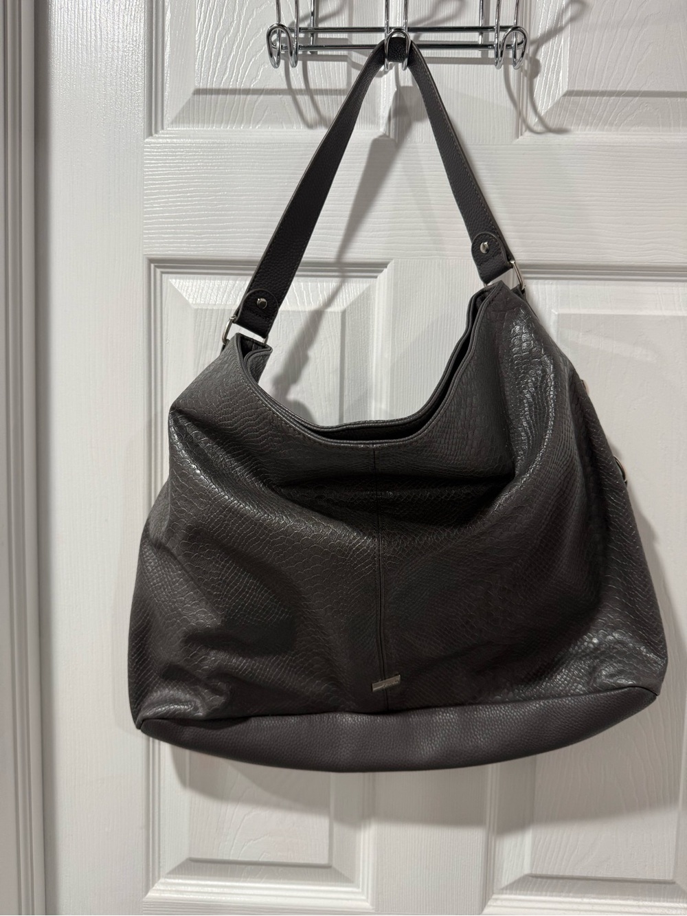 Jewel by thirty-one Dark Gray, faux snake skin Textured Shoulder Bag
